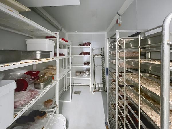 A VENDRE EN EXCLUSIVITE - Local d'activité Allassac 320 m2 avec auvent bureau-salle d'eau-WC-chambre froide