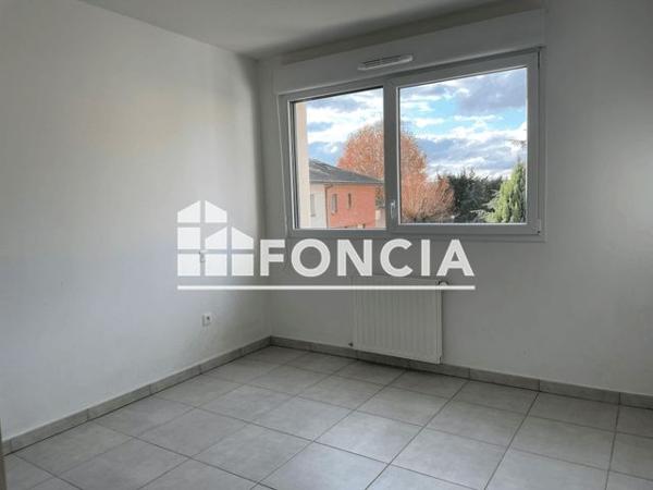 Location Appartement 3 pièces 69.8 m² - 21-27 IMP DU CIMETIERE DE CROIX DAURADE Toulouse 31200