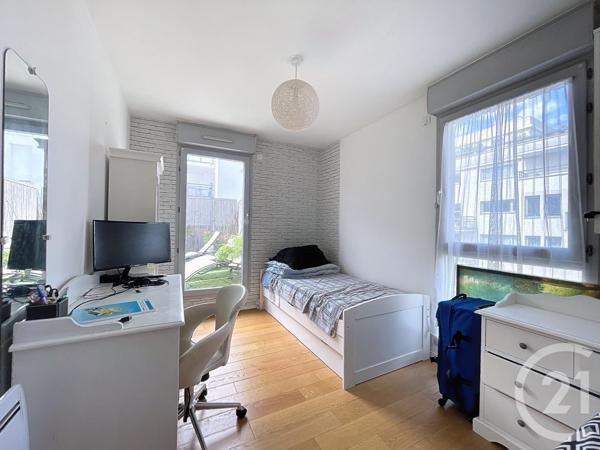 Appartement F5 à vendre  5 pièces - 89,60 m2 NANTERRE - 92