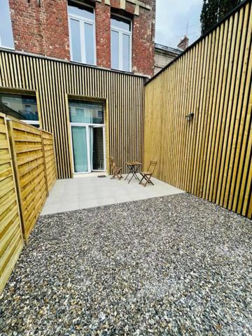 Location Studio 1 pièces 15 m2 à Saint-Quentin