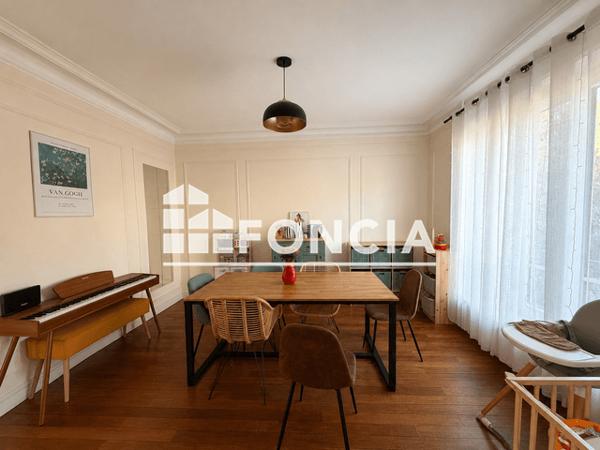 Location Maison 6 pièces 120.73 m² - 35-37 RUE DE LA REPUBLIQUE Luisant 28600