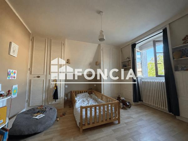 Location Maison 6 pièces 120.73 m² - 35-37 RUE DE LA REPUBLIQUE Luisant 28600