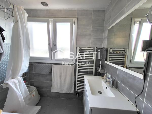 Maison rénovée, 6 pièces et 4 chambres