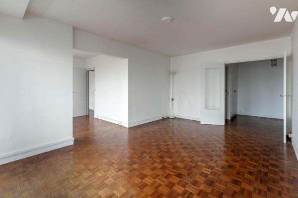 PARIS 13E - MAISON BLANCHE - Appartement familial à rénover - Etage élevé - Ascenseur - Balcon