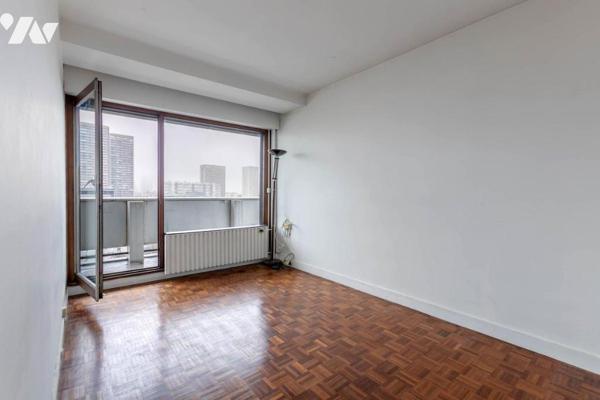 PARIS 13E - MAISON BLANCHE - Appartement familial à rénover - Etage élevé - Ascenseur - Balcon