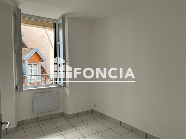Location Appartement 2 pièces 47.89 m² - 55 rue Battant Besancon 25000