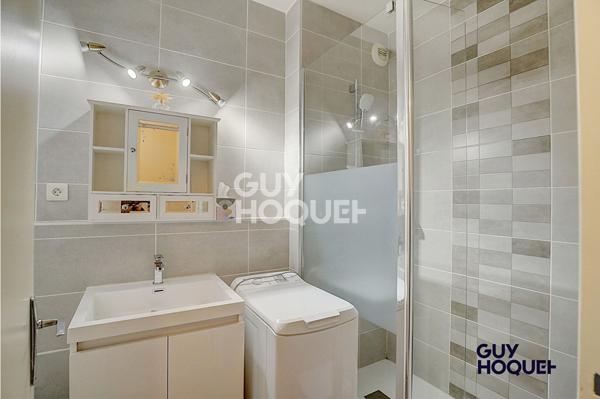 À vendre : Appartement T2 à Villeurbanne, Quartier Tolstoï