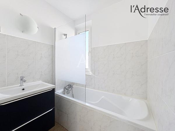 Appartement Nanterre 1 pièce(s) 25 m2/Cave