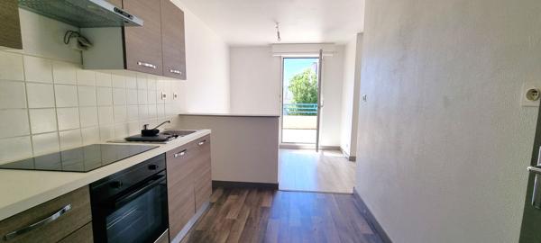 Appartement T3 traversant, proche Gare, Niort 79000