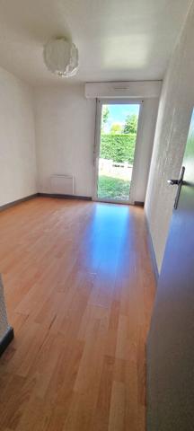 Appartement T3 traversant, proche Gare, Niort 79000