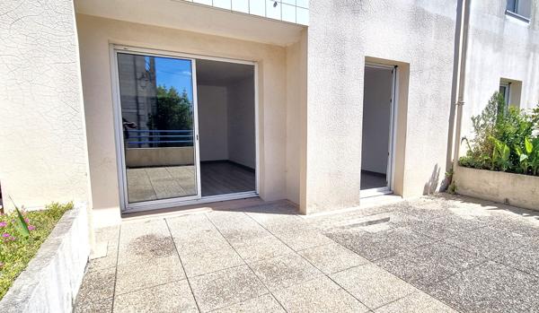 Appartement T3 traversant, proche Gare, Niort 79000