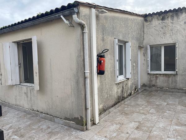 Coeur du Château d'Oléron - Appartement T2 avec coin nuit, idéal pied-à-terre