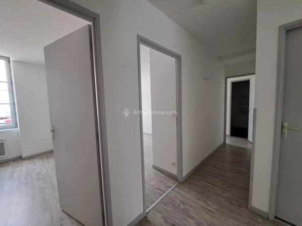 Location                                                      Appartement
                        
                     4 pièces                      101 m2                     à Carmaux