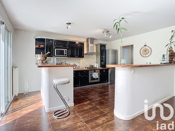 Maison à vendre 8 pièces 200 m² Le Plessis-Trévise