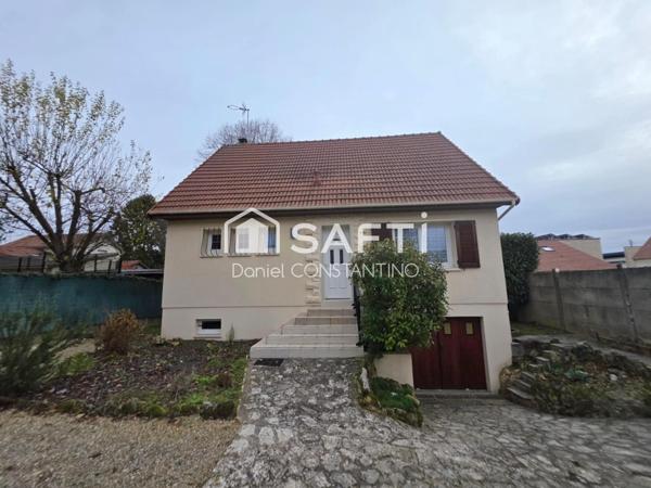 Maison Individuelle avec sous sol total au calme