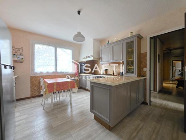 Maison Individuelle avec sous sol total au calme