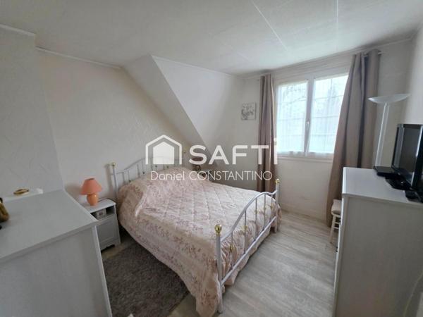 Maison Individuelle avec sous sol total au calme