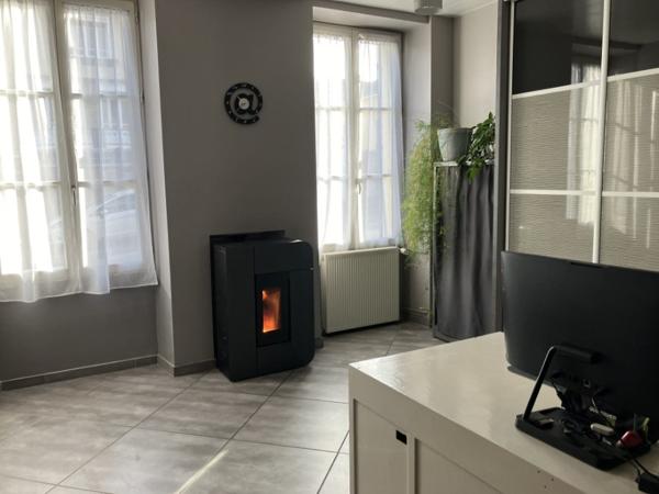 Belle maison de ville avec jardin et dépendances !