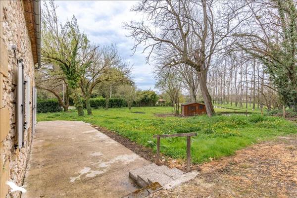 Maison à vendre |  Cours-de-Pile |  4 pièces | 123 m²