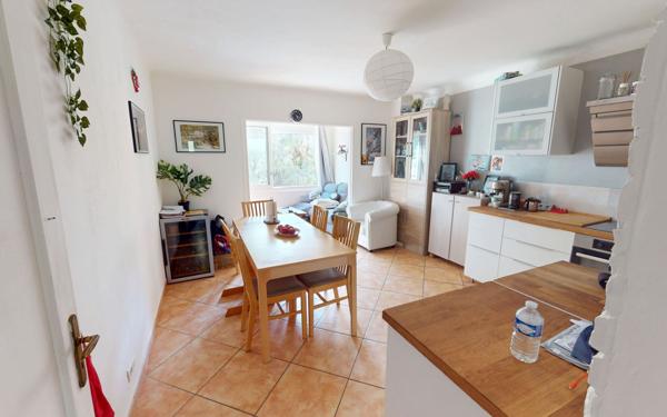 Appartement à vendre    4 pièces • 69,08 m2 Hyères