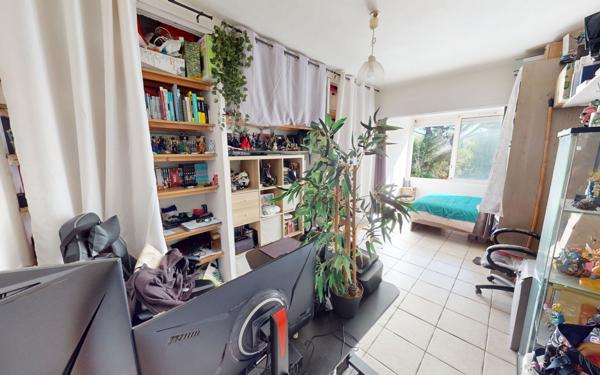 Appartement à vendre    4 pièces • 69,08 m2 Hyères