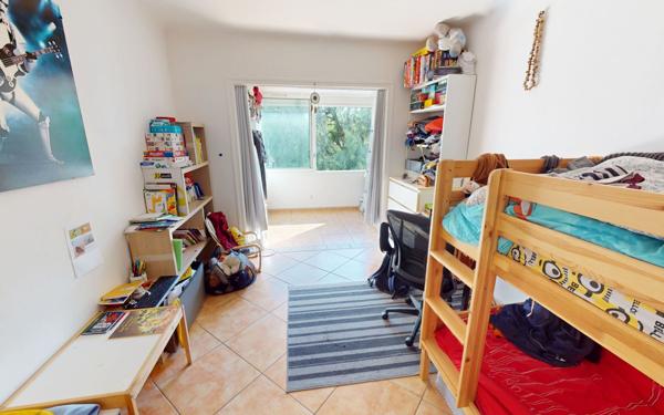 Appartement à vendre    4 pièces • 69,08 m2 Hyères