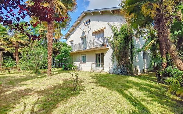 Maison à vendre    5 pièces •  Billère