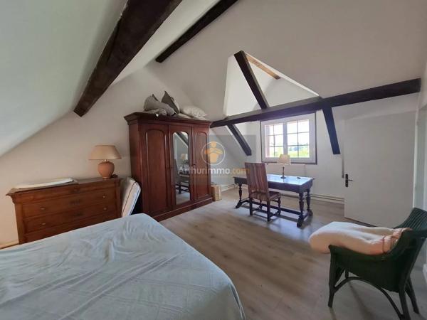 Vente                                                      Maison
                        
                     6 pièces                      170 m2                     à La Ferté-Gaucher
