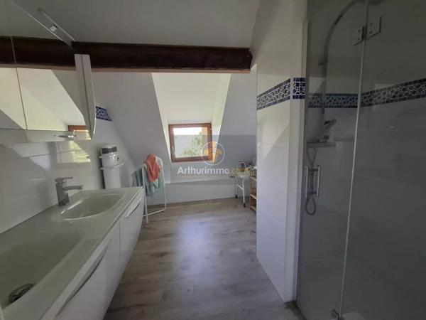 Vente                                                      Maison
                        
                     6 pièces                      170 m2                     à La Ferté-Gaucher