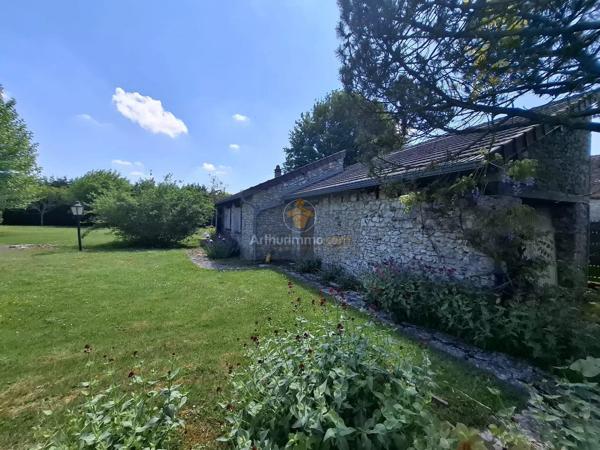 Vente                                                      Maison
                        
                     6 pièces                      170 m2                     à La Ferté-Gaucher