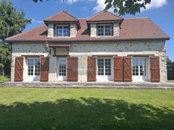 Vente                                                      Maison
                        
                     6 pièces                      170 m2                     à La Ferté-Gaucher