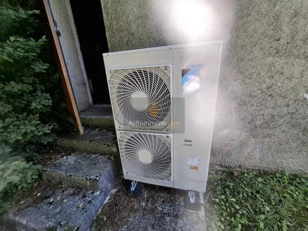 Vente                                                      Maison
                        
                     6 pièces                      170 m2                     à La Ferté-Gaucher