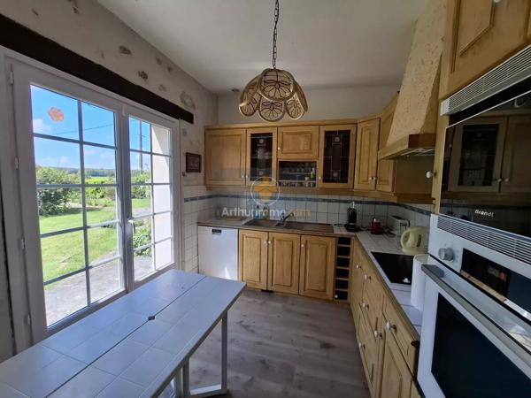 Vente                                                      Maison
                        
                     6 pièces                      170 m2                     à La Ferté-Gaucher
