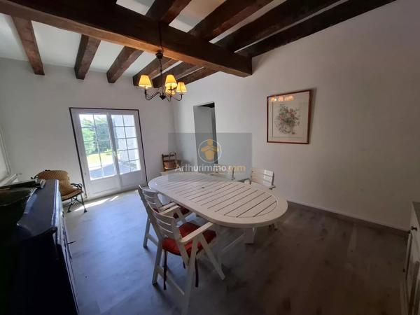 Vente                                                      Maison
                        
                     6 pièces                      170 m2                     à La Ferté-Gaucher