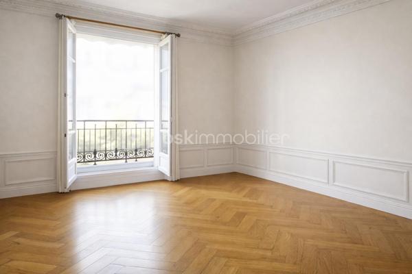 Corinne Duboscq vous propose :
un vrai coup de coeur pour ce  superbe appartement !
Dans un immeuble haussmannien de standing avec digicode, interphone, gardien, ascenseur
Un superbe appartement avec parquet de chêne d'origine, moulures, cheminées, belle hauteur sous plafond, 
Comprenant : une entrée avec porte blindée, un double séjour avec 2 cheminées et deux balcons avec une vue dégagée exposée plein sud. une cuisine dinatoire, 2 chambres très spacieuses, 2 salles de bains, wc indépendants (2 possibles) une buanderie.
En dépendance  : une chambre de service de 7 m² parfaitement aménagée et au sous -sol 2 caves.
L'appartement est à rafraichir - cuisine à refaire, peintures, et la 2ème salle d'eau.
Certaines pièces ont été virtuellement aménagées et/ ou vidées, 
Ne tardez pas à visiter ce bien