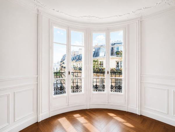 Corinne Duboscq vous propose :
un vrai coup de coeur pour ce  superbe appartement !
Dans un immeuble haussmannien de standing avec digicode, interphone, gardien, ascenseur
Un superbe appartement avec parquet de chêne d'origine, moulures, cheminées, belle hauteur sous plafond, 
Comprenant : une entrée avec porte blindée, un double séjour avec 2 cheminées et deux balcons avec une vue dégagée exposée plein sud. une cuisine dinatoire, 2 chambres très spacieuses, 2 salles de bains, wc indépendants (2 possibles) une buanderie.
En dépendance  : une chambre de service de 7 m² parfaitement aménagée et au sous -sol 2 caves.
L'appartement est à rafraichir - cuisine à refaire, peintures, et la 2ème salle d'eau.
Certaines pièces ont été virtuellement aménagées et/ ou vidées, 
Ne tardez pas à visiter ce bien