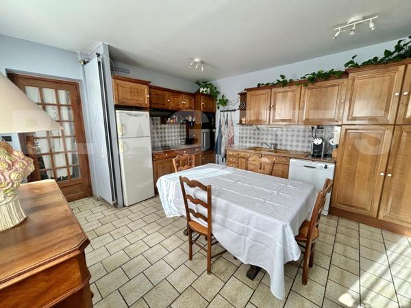 Rambouillet, Maison au calme à 6 min à pied de la gare de 132m2