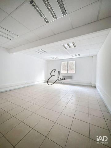 Location murs commerciaux  19 m² Challonges