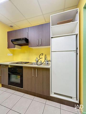 Location murs commerciaux  19 m² Challonges