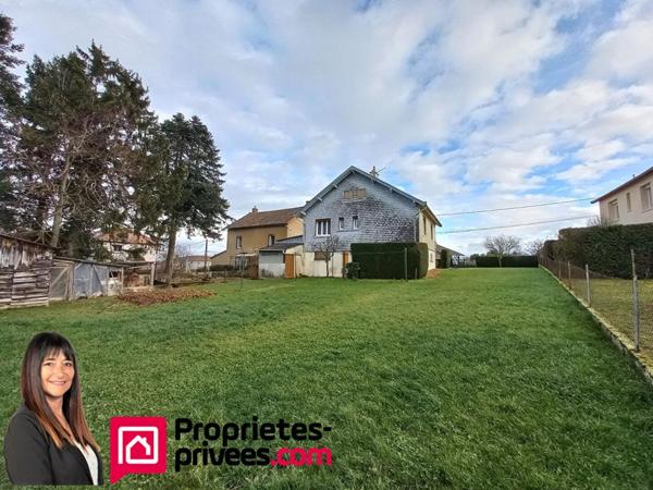 Maison avec terrain clos de 750 m²