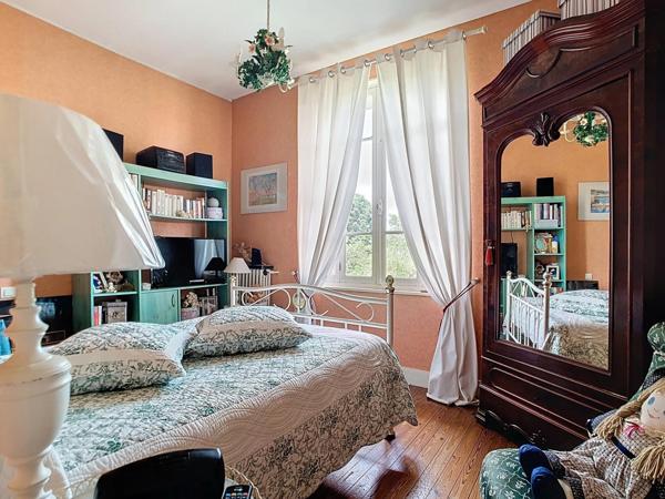 MAISON IDEALE FAMILLE AVEC QUATRE CHAMBRES