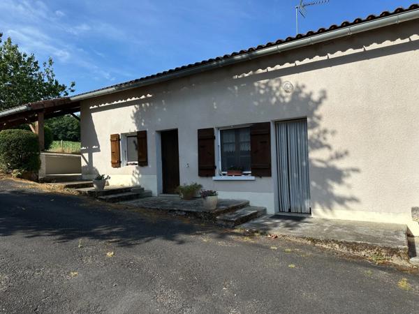 Genouillac (Terre de haute Charente). Propriété rurale sur 19 hectares