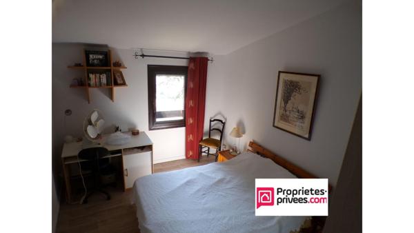 Maison  6 pièce(s) 208 m2 avec garage de 40 m2