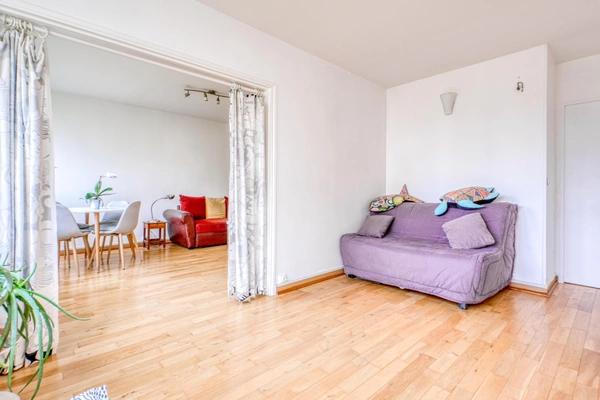 EXCLUSIVITÉ, Christophe Michaudelle Capifrance vous propose secteur Hôpital, appartement 4 pièces 69 m² avec ses 2 balcons et sa cave