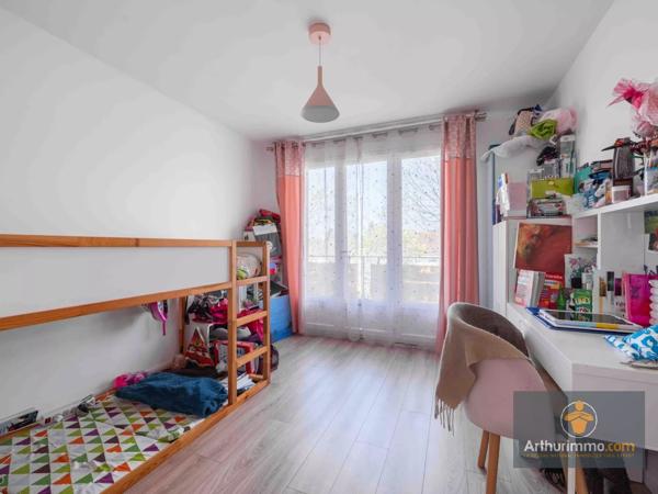 Vente Appartement 5 pièces 126 m2 à Montfermeil