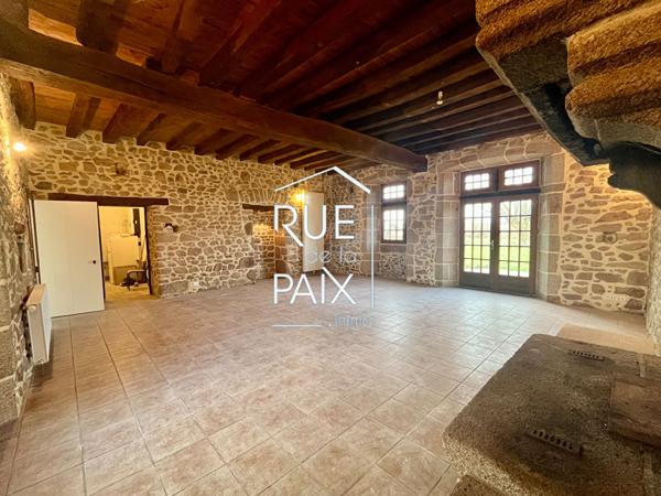 79450 SAINT AUBIN LE CLOUD Maison rénovée à Saint Aubin Le Cloud