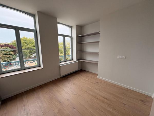 A LOUER : T3 à LILLE • • 950 € CC • Réf. G732-3