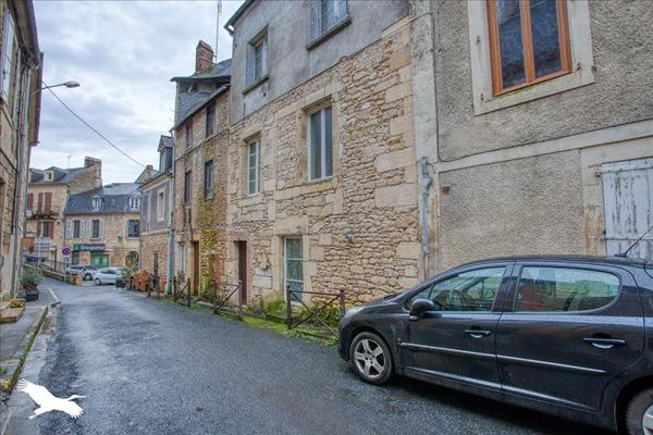Immeuble à vendre |  Montignac |  450 m²