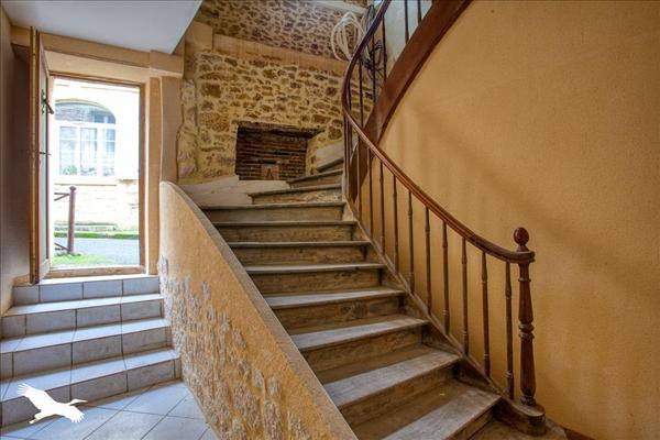 Immeuble à vendre |  Montignac |  450 m²