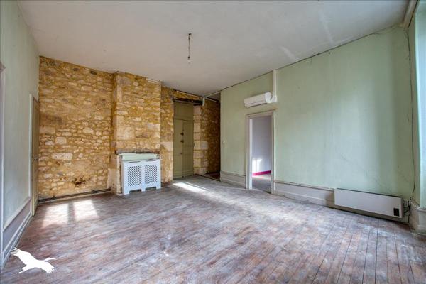 Immeuble à vendre |  Montignac |  450 m²